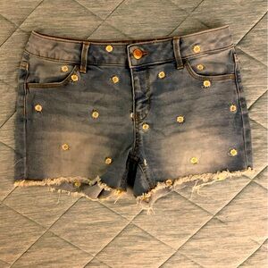 Girl’s SO brand denim Shortie Shorts w/daisies, size 16
